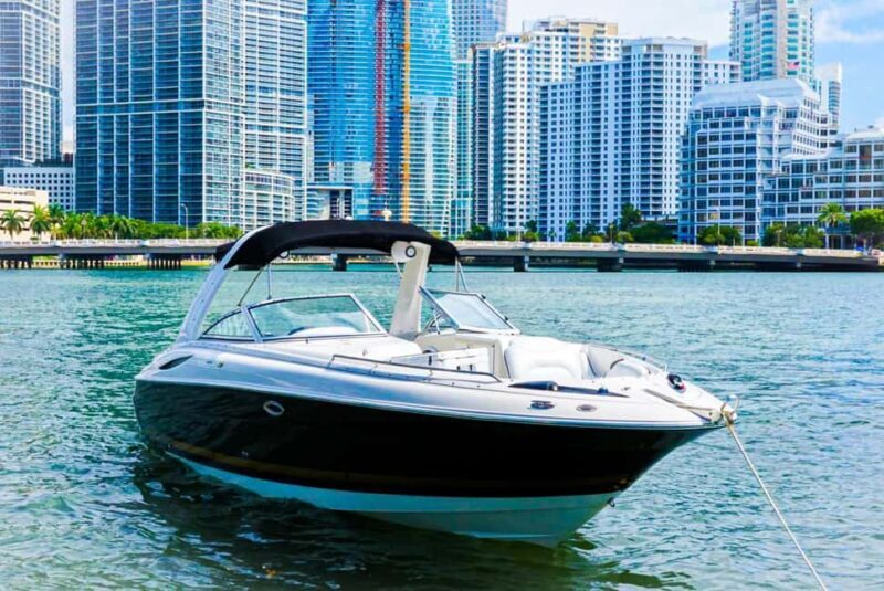 West Palm Beach: Private Boat Tour with a Captain - An In-Depth Look at the West Palm Beach Private Boat Tour
