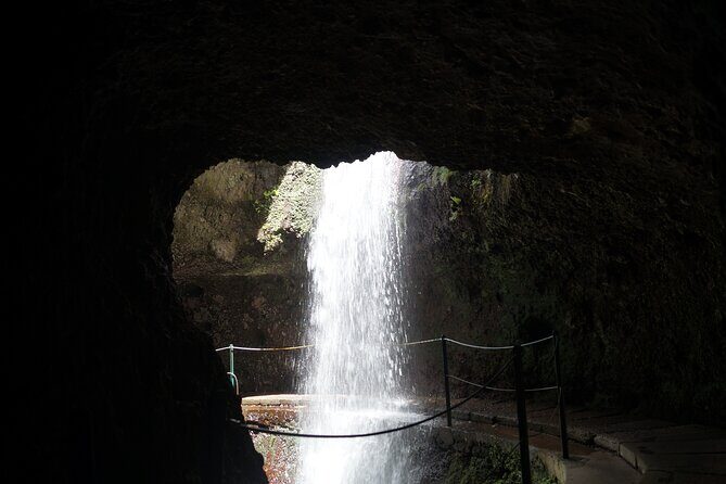 Wet your hair in the amazing Moinhos/Nova Levada - FAQ