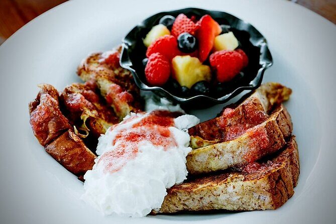 Whale Watching and Sunrise Breakfast Cruise in Honolulu - An In-Depth Look at the Whale Watching & Sunrise Breakfast Cruise