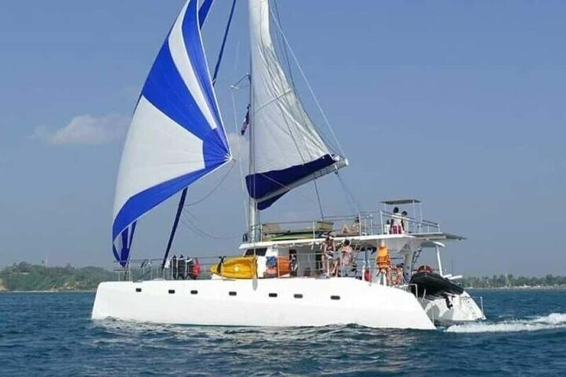 Whale Watching in a yacht in Trincomalee - FAQ