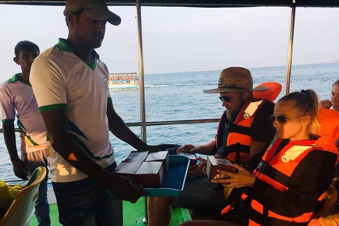 Whales and Dolphins Watching-Luxury Super Grade Cruiser(Hotel Pick up offered) - A Typical Day at Sea