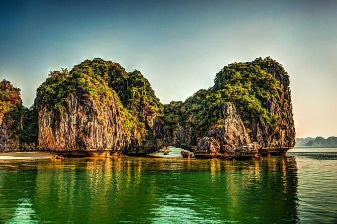 What a great combination, day cruise and night kayak with glowing biolumenescent - Who Should Consider This Tour