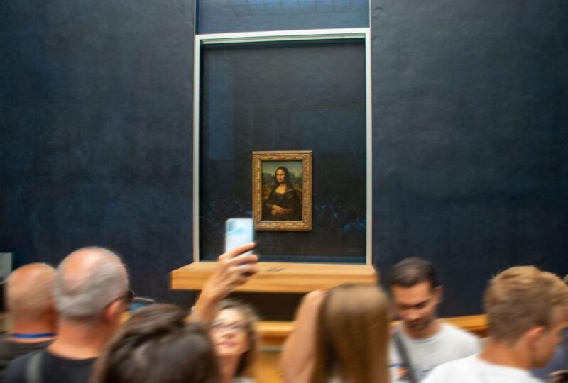 Wheelchair-Frendly Private Louvre Tour  Stress-Free & Easy - Frequently Asked Questions