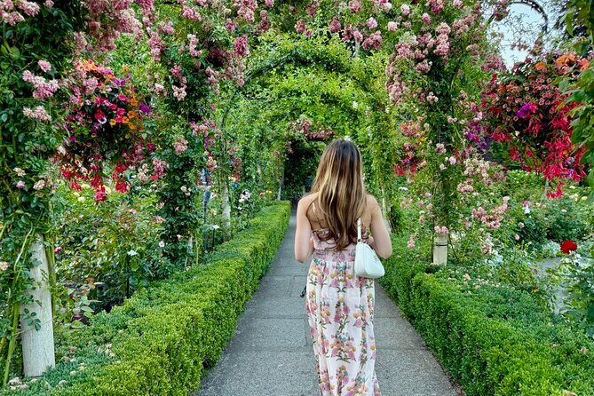 Wheelchair Van Tour | Butchart Gardens and City Tour in Victoria - A Close Look at the Victoria Wheelchair Van Tour