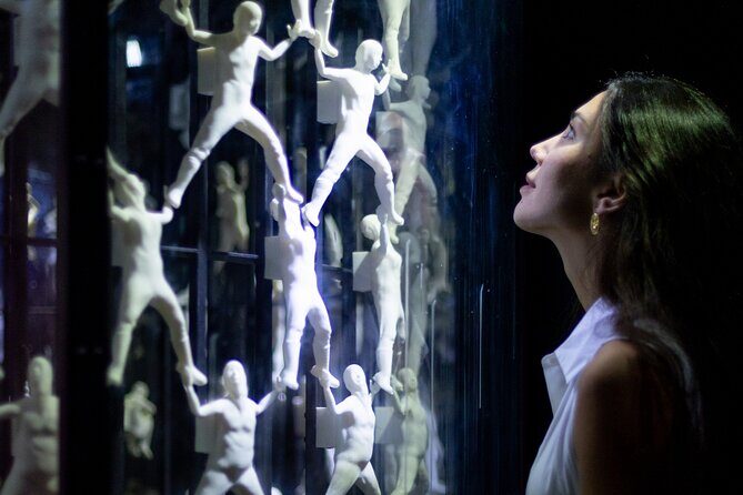 White Rabbit Museum: The Best Immersive Experience in Catalonia - Practical Tips for Visiting