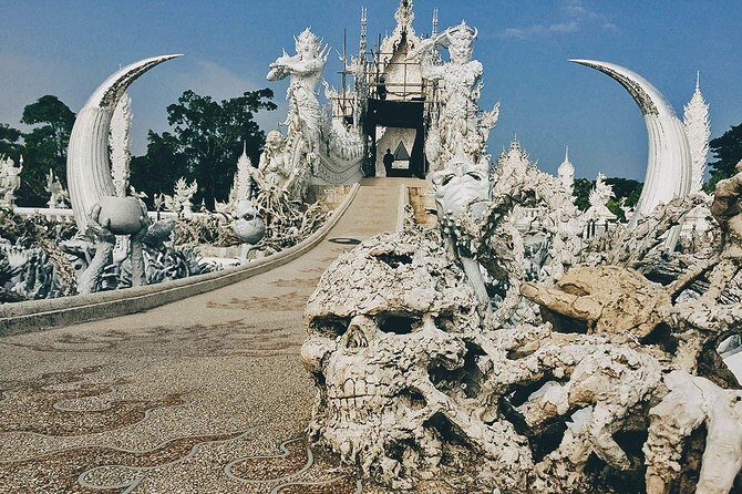 White Temple, Black House Museum and Hot Spring Tour from Chiang Mai (SHA Plus) - Who Will Enjoy This Tour?