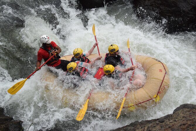 White Water Rafting Tenorio River Class 3/4-Hermosa Coco - FAQ