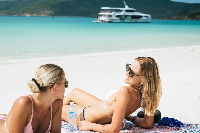 Whitehaven Beach and Hill Inlet Day Trip: Chill and Grill - The Sum Up