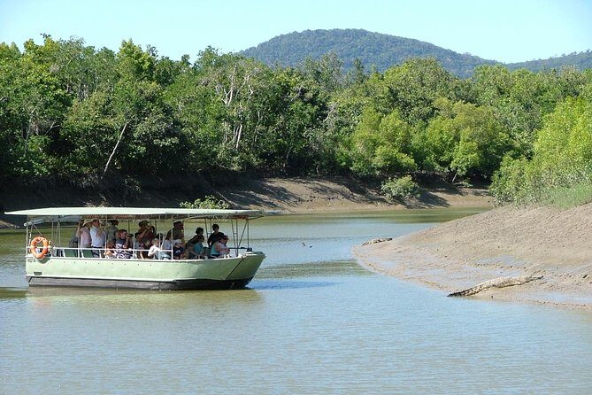 Whitsunday Crocodile Safari from Airlie Beach including Lunch - Key Points