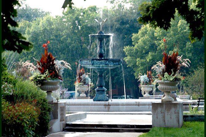 Wicker Park Walking Tour History Trivia and Local Flavors - FAQ