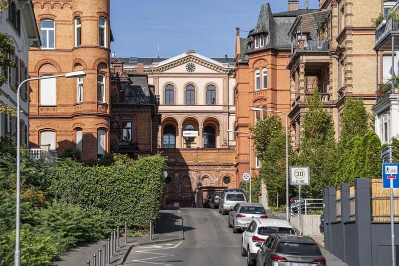 Wiesbaden: Culinary city tour through the Bergkirchenviertel - A closer look at the experience