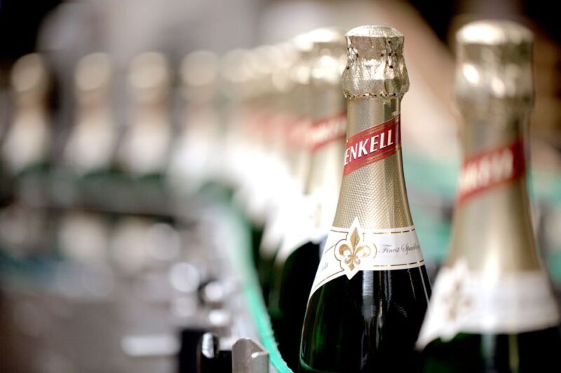 Wiesbaden: Sparkling Winemaking Tour with 3-Glass Tasting - Why This Tour Is Worth It