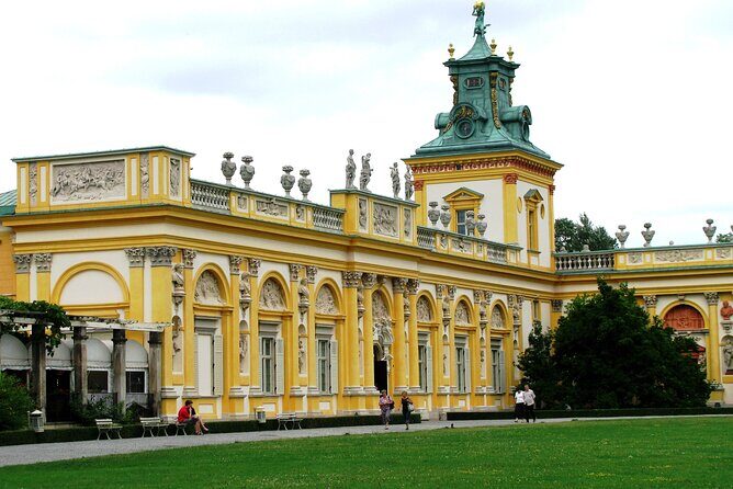 Wilanów Royal Palace + Polish Vodka Museum: SMALL GROUP /inc. Pick-up/ - Who Should Consider This Tour?