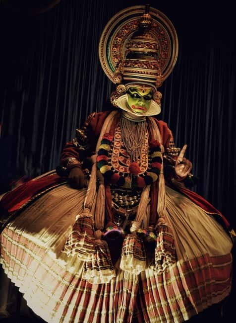 Wilderness & Culture: One Day Tour of Thekkady with Jeep !! - Key Points