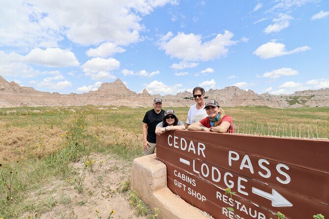 Wildlife Biologists Field Expedition: The Badlands Uncovered - Wildlife Biologists Field Expedition: The Badlands Uncovered