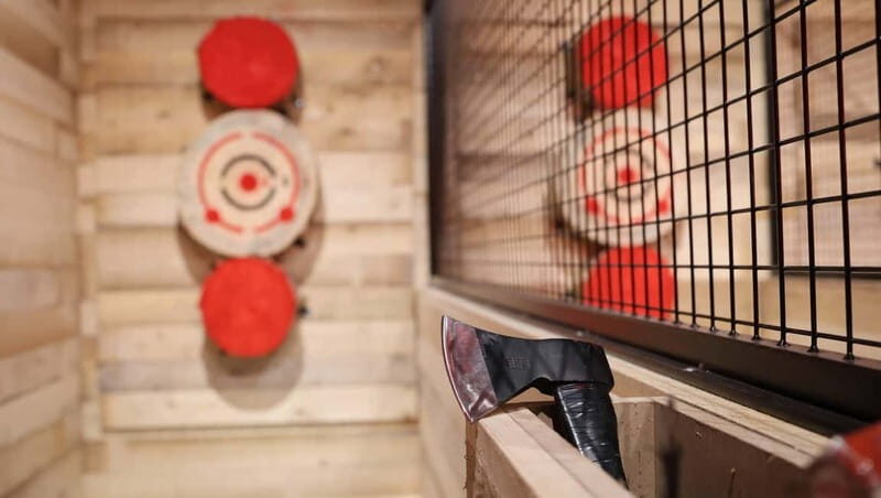 Wildness: Axe throwing in Paris 13 - An In-Depth Look at Axe Throwing in Paris