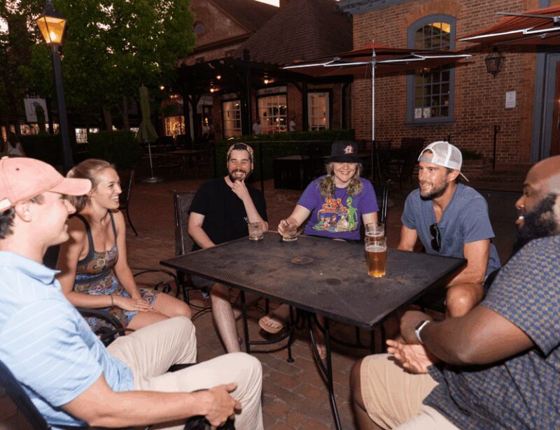 Williamsburg: Colonial Ghosts Haunted Pub Crawl - Williamsburg: Colonial Ghosts Haunted Pub Crawl — A Spooky Yet Authentic Experience