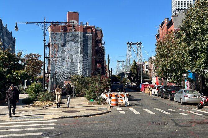 Williamsburg Walking Tour: History, Hipsters, Hasids & Hops - Key Points