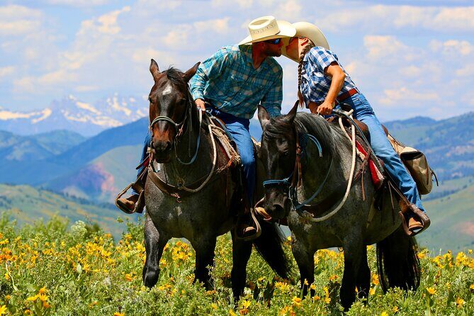 Willow Creeks Signature Half Day Ride with Lunch - Key Points