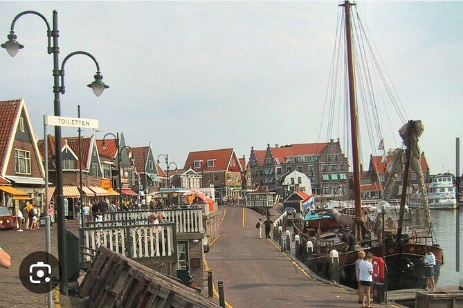 Windmills Country side tour Zaanse Schans Cheesefactory-Volendam - FAQs