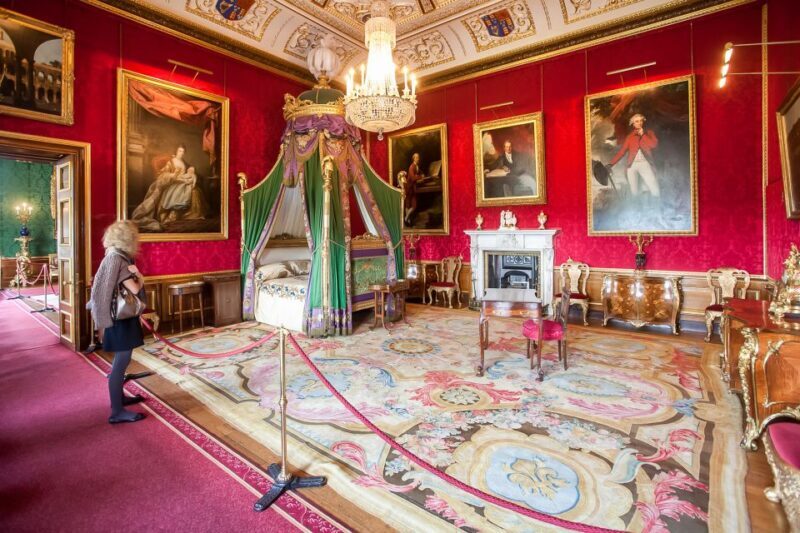 Windsor Castle Admission Ticket - Walking the Grounds: A Long, Beautiful Climb
