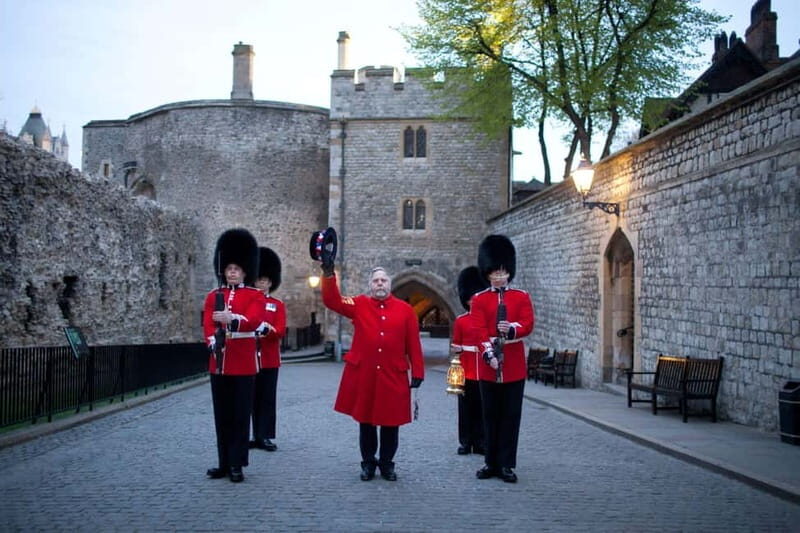 Windsor Castle and Tower of London Tour with Entry Tickets - A Closer Look at the Itinerary and Experience