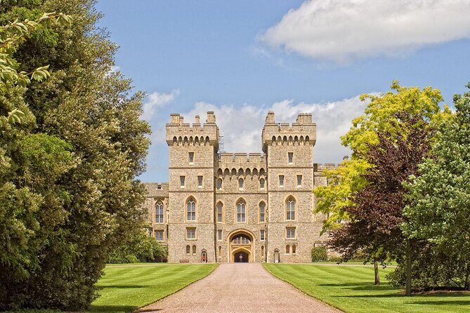 Windsor Castle Half Day Trip from London by Luxury Coach - Windsor Castle Half Day Trip from London by Luxury Coach