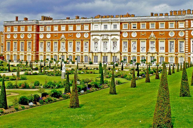 Windsor Castle & Hampton Court Palace, Private Tour Including entry pass - A Closer Look at What You Can Expect