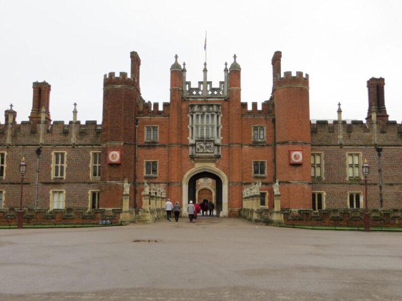 Windsor Castle Hampton Court Palace Private Tour with Pass - The Sum Up