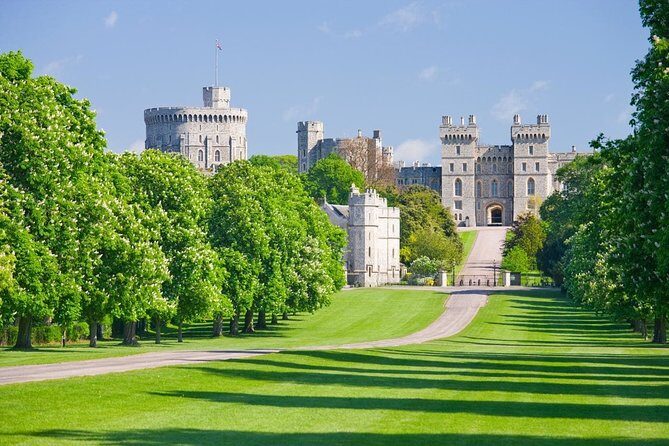 Windsor Castle Private Tour in Executive Vehicle With Admission - A Deep Dive into the Experience