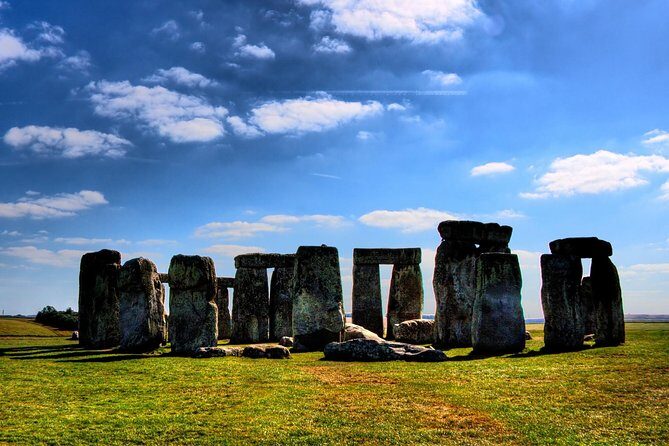 Windsor Castle, Stonehenge, and Oxford Day Trip from London - Frequently Asked Questions