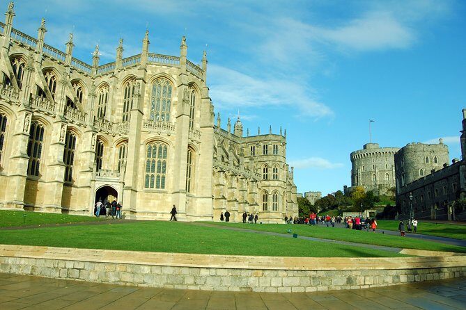 Windsor Castle Tour from London with Lunch or London Eye Upgrade - What the Reviews Say