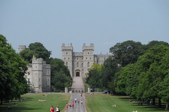 Windsor, Stonehenge Winchester Tour Private includes entry passes - A Complete Guide to the Windsor, Stonehenge, and Winchester Private Tour