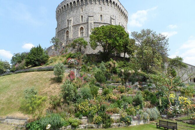 Windsor, Stonehenge Winchester Tour Private includes entry passes - FAQ