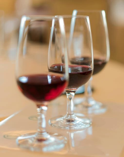 Wine and Oil Tasting in Madrid: Spain's Best Wines and Tapas - Key Points