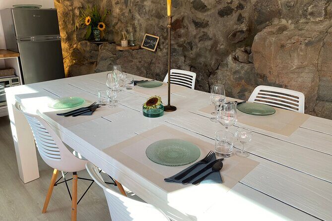 Wine, Cheese & Charcuterie Tasting, including complimentary tour - A Deep Dive into the Experience