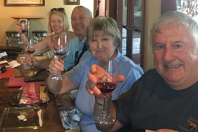 Wine & Chocolate Walking Tour of Downtown Santa Barbara - Exploring the Details of the Santa Barbara Wine & Chocolate Walking Tour