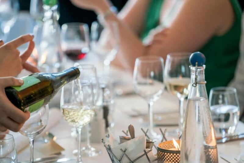 Wine tasting and arancini in a restaurant in Piazza Armerina - FAQ