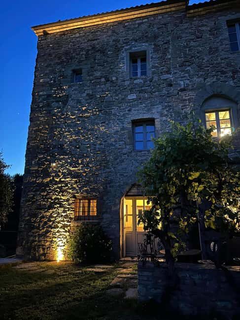 Wine tasting and visit to Cardaneto Castle - Key Points