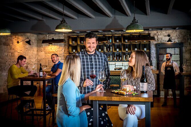 Wine Tasting at Black Island Winery - The Setting and Atmosphere