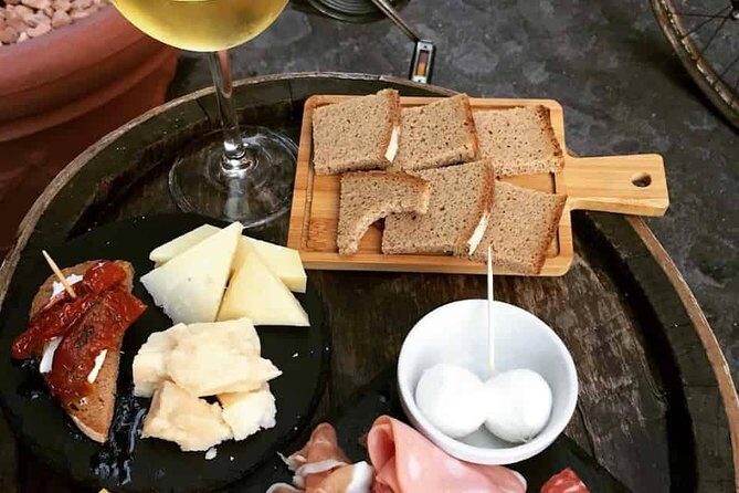 Wine Tasting in Rome with delectable meats and cheeses - Exploring the Wine Tasting Experience in Rome
