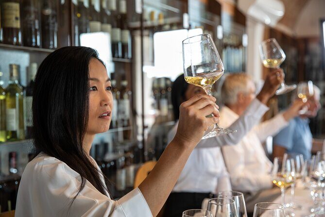 Wine tasting in San Gimignano - Key Points