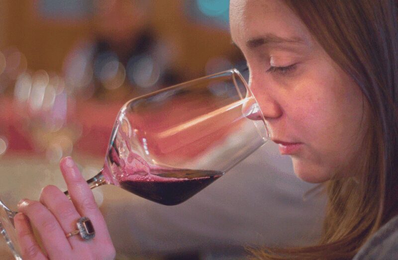 Wine Tasting near the Aquarium of Genoa - A Close Look at the Genoa Wine Tasting Experience