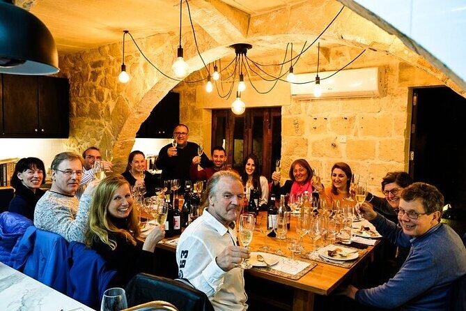 Wine Tasting & Open Kitchen Dinner in 17 Mons Vella - Summary: Who Should Consider This Tour?
