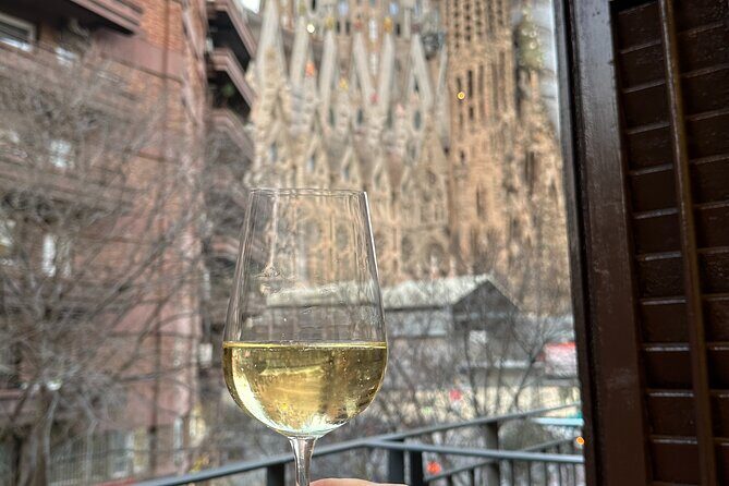 Wine tasting with a view of the Sagrada Familia - FAQ