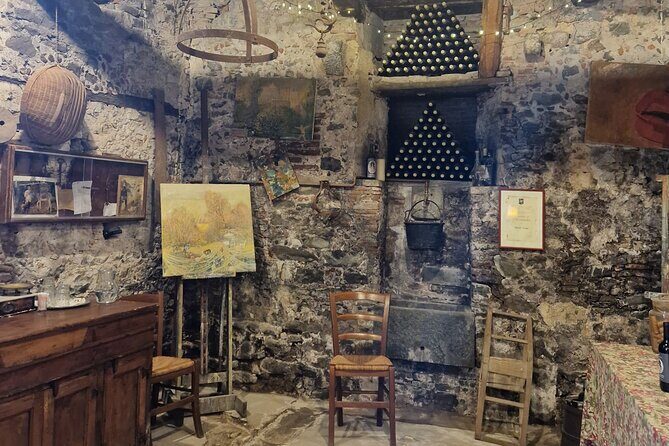 Wine Tour in the Countryside of Lucca with Lunch - with Minivan - FAQ