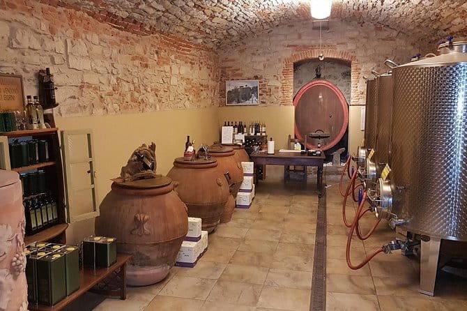 Wine Tour of two Chianti wine estates on the hills of Florence - What Makes This Tour Stand Out?