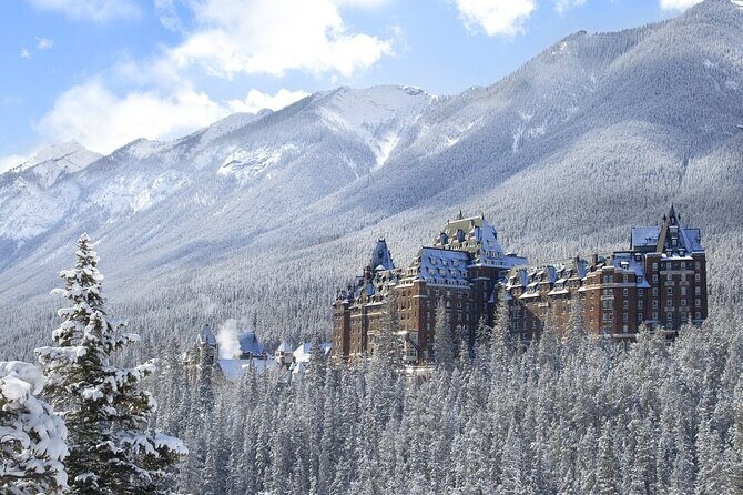 Winter 4 Days- Banff, Yoho, Icefields & Gondola - The Value of Hotel Accommodations