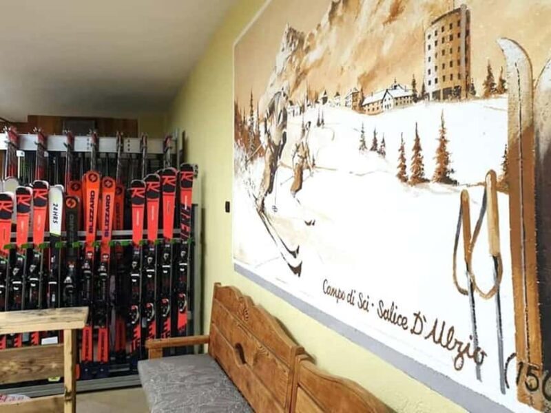 Winter Equipment Rental - Maison Clataud Sport Sauze - Location and Accessibility