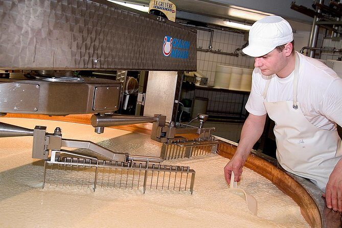 Winter Gruyères, chocolate & cheese tour from Lausanne - Analyzing the Value